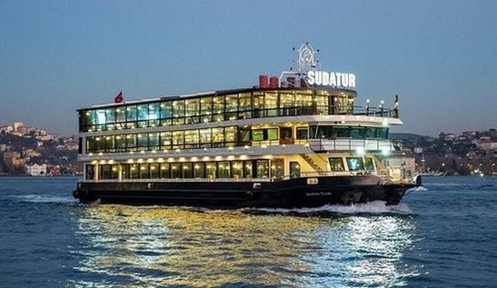 تور کشتی تفریحی سوداتور استانبول
